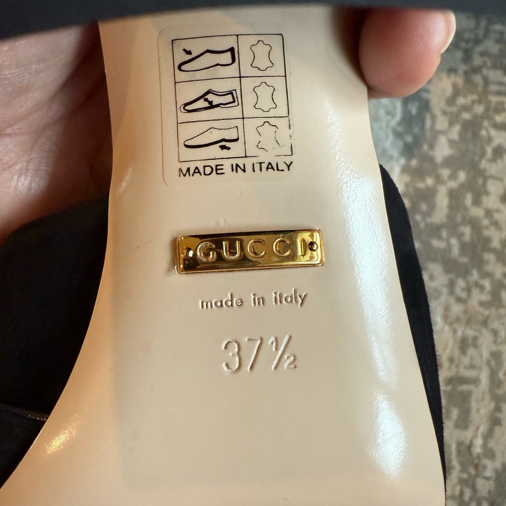Gucci Kid Scamosciato Slide Sandals size 37.5 - Picture 9 of 10